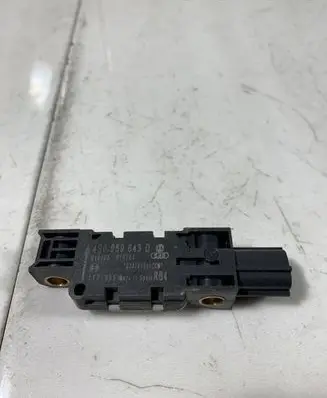 Audi A8 S8 D2 4D Airbag deployment crash/impact sensor 4B0959643D