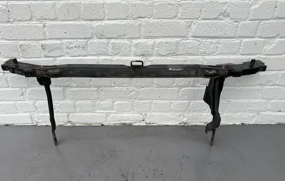 Volkswagen Multivan T4 Radiator support slam panel