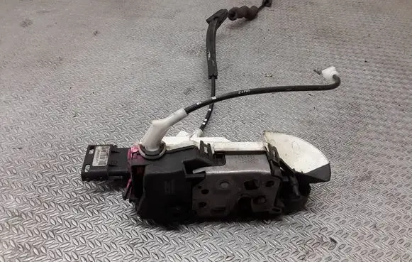 Citroen C4 I Picasso Front door lock 828406 1289M0248J3