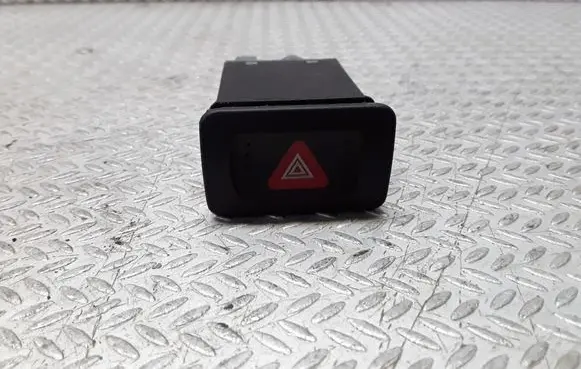 Volkswagen Golf IV Hazard light switch 1J0953235C