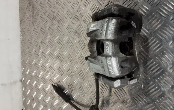 Fiat 500X Front brake caliper 249R D848