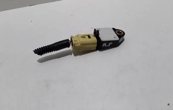 Lexus IS 220D-250-350 Airbag deployment crash/impact sensor 3286288171