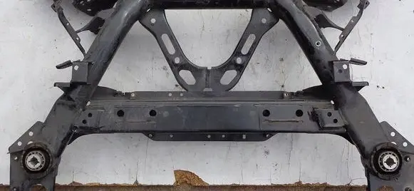 Volvo S90, V90 Rear axle beam 32246521