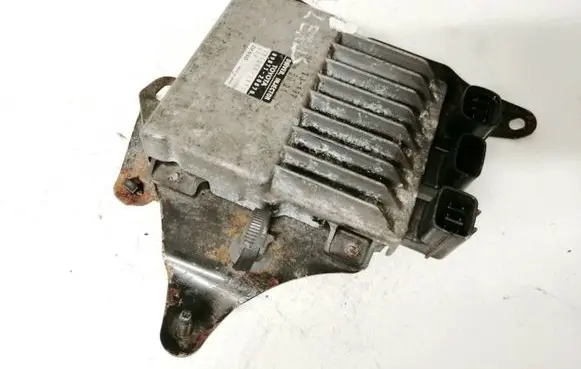 Toyota Avensis T250 Fuel injection control unit/module 8987120070 89871-20070