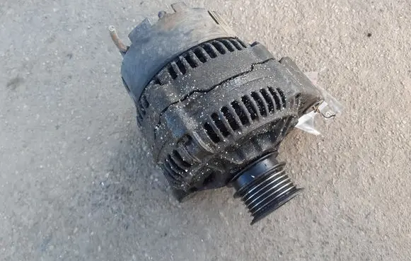 Mercedes-Benz C W202 Generator/alternator 0101544602