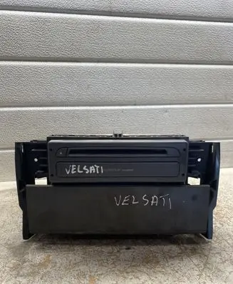 Fiat Ulysse Radio/CD/DVD/GPS head unit 8200280671