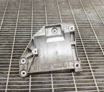 BMW 5 E60 E61 A/C compressor mount bracket 7835431