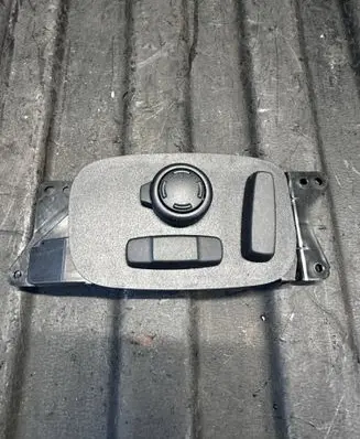Land Rover Discovery 5 Seat control switch GJ3214B566EC 3S10335855 91248182361165