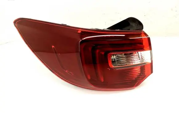 Opel Grandland X Rear/tail lights YP00098380 81660101