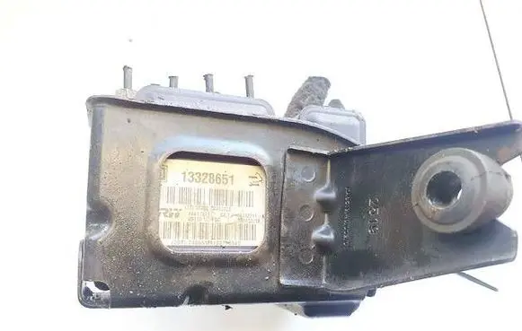 Opel Insignia A ABS Pump 13328651