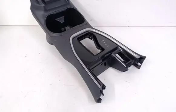 Subaru Outback (BT) Gear shifter surround trim plastic S22008220 S22008260 S22008370