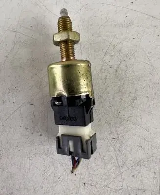 KIA Sorento Brake pedal sensor switch 938103E000 938103000