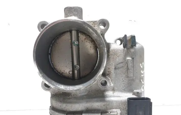 Ford Focus Throttle valve