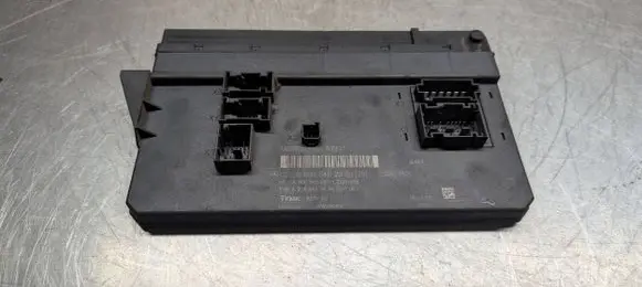 Mercedes-Benz Sprinter W906 Fuse module A9065452601 A9064420500