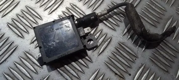 Antenna control unit