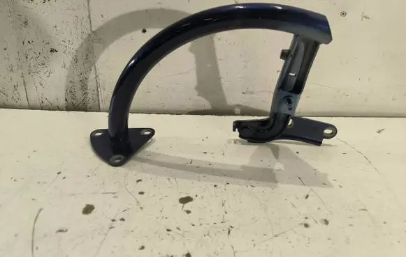 Volkswagen PASSAT B6 Tailgate/trunk/boot hinge 3D5827302A