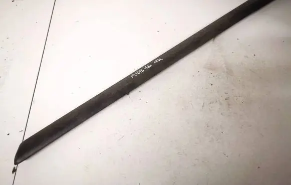 Seat Toledo II (1M) Rear door trim (molding) 1m0853535c