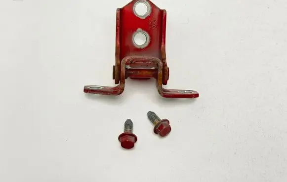 Mazda MX-5 ND Front door lower hinge 