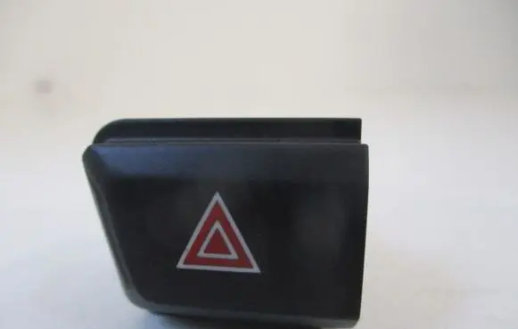 Peugeot 208 Hazard light switch 96750916ZD