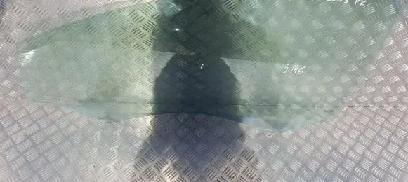Citroen C2 Front door window glass four-door