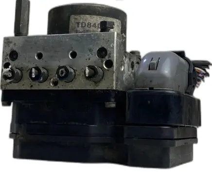 Nissan Elgrand Master brake cylinder 47660wl001 47660-wl001 td8401