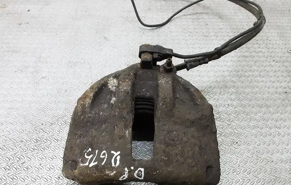 Mercedes-Benz Sprinter W901 W902 W903 W904 Front brake caliper