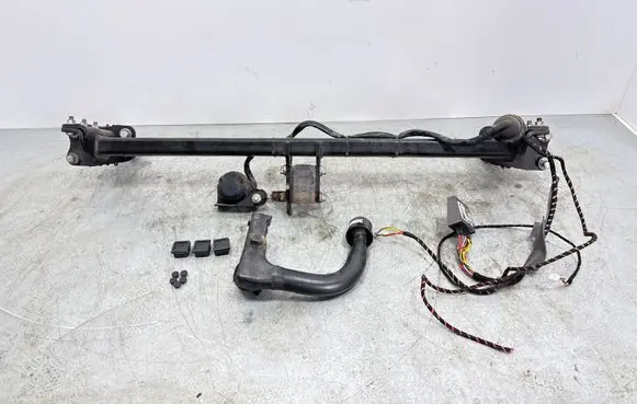 Mercedes-Benz C W205 Tow bar set 15032021 52049606 VP3241991507