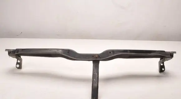 Opel Zafira C Radiator support slam panel 