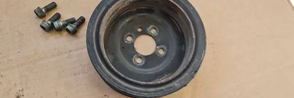 Audi A6 Allroad C6 Crankshaft pulley 03G105243