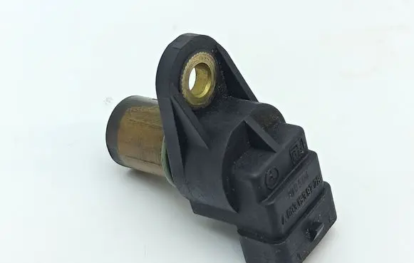 Chrysler 300 - 300C Camshaft position sensor a0031539728