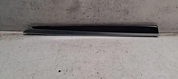 BMW 5 F10 F11 Dashboard glove box trim 7225525