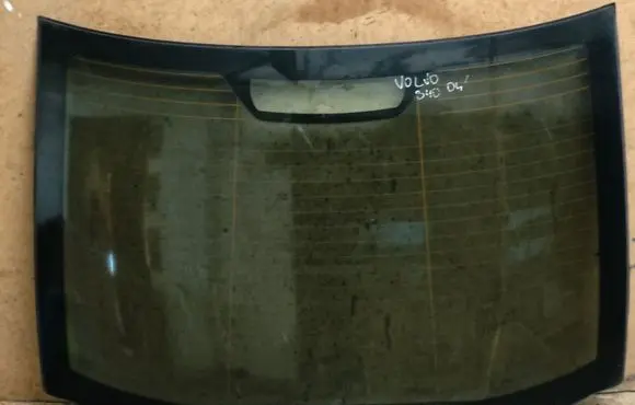 Volvo S40 Rear windscreen/windshield window 