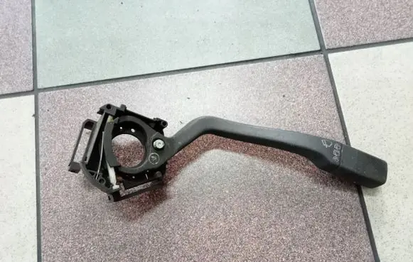 Volkswagen Transporter - Caravelle T4 Wiper control stalk ME006245