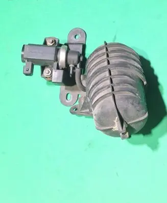 BMW X3 E83 Turbo solenoid valve 72279600