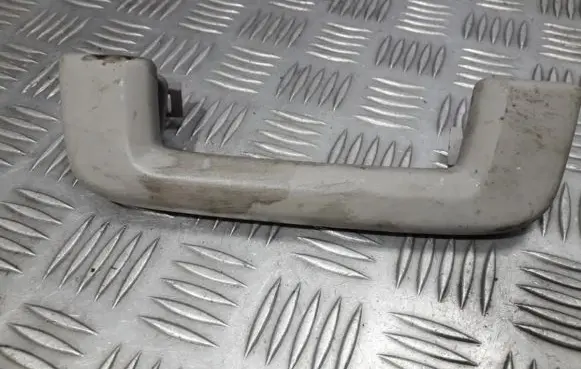 Volvo XC70 Front interior roof grab handle 135501