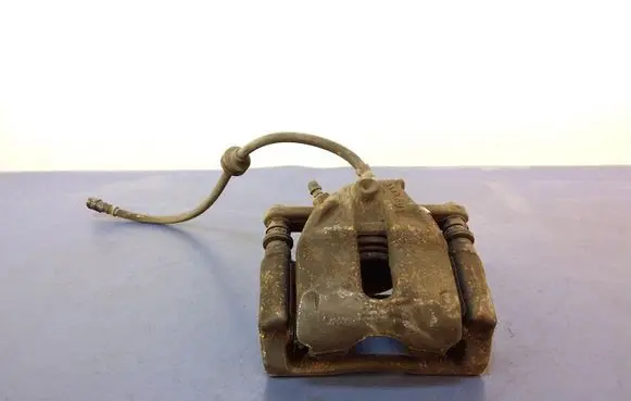 Renault Captur Front brake caliper