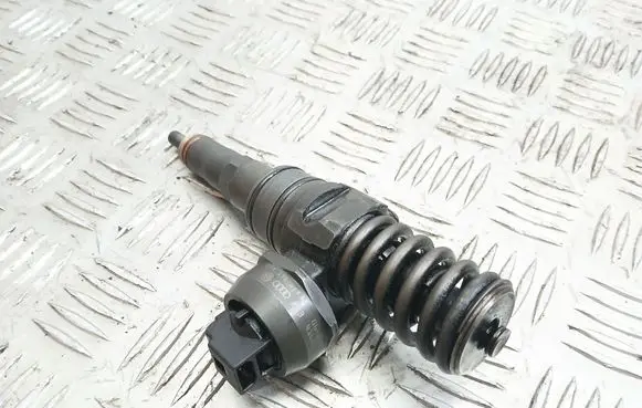 Seat Altea Fuel injector 038130073BN