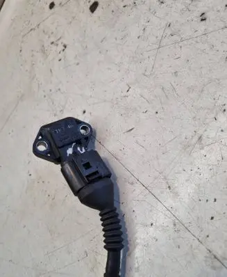 Volkswagen Golf IV Air pressure sensor 0281002177 038906051