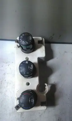Alfa Romeo 156 Climate control unit 16238079