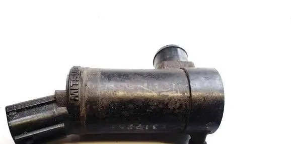 Mitsubishi Lancer Windscreen/windshield washer pump
