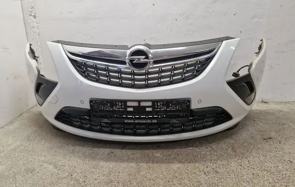 Opel Zafira C Front bumper