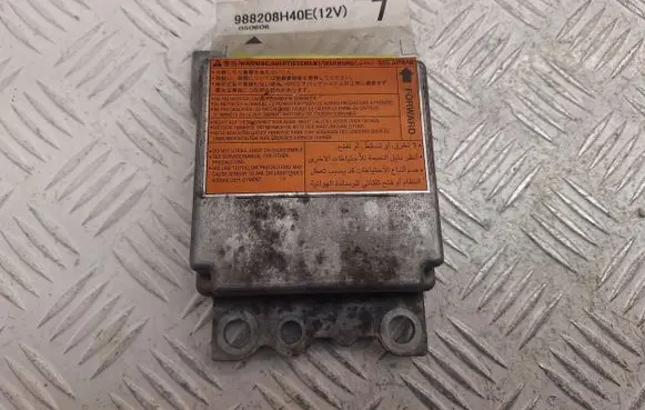 Nissan X-Trail T30 Airbag control unit/module K88208H43E K88208H40E 988208H40E