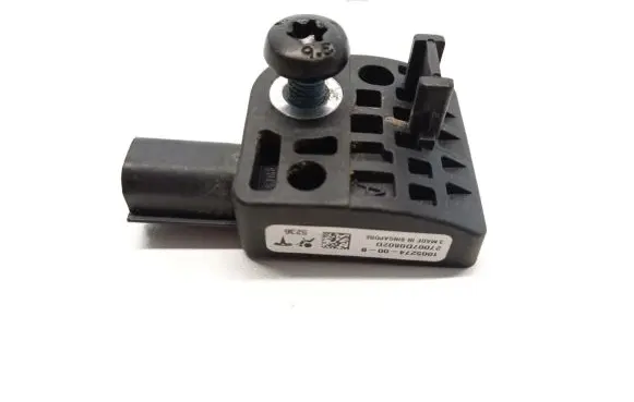 Tesla Model S Airbag deployment crash/impact sensor 1005274-00-B
