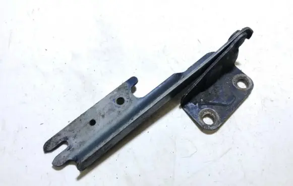 Mazda 626 Engine bonnet/hood hinges