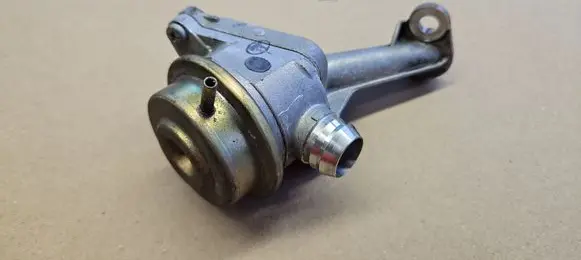 Mercedes-Benz SL R230 EGR valve A0021403560 0021403560