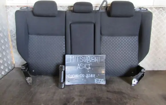 Mitsubishi ASX Rear seat 