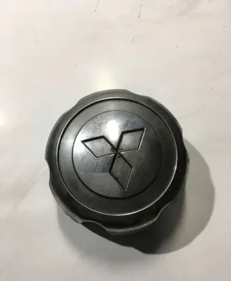 Mitsubishi L200 Original wheel cap MB816581