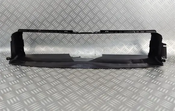 Ford Kuga III Radiator trim LJ6B8314B