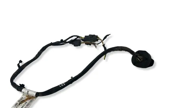 Land Rover Discovery 3 - LR3 Tow bar electric socket 4H2215R555