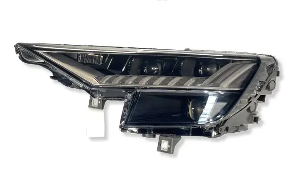 Audi Q8 Headlight/headlamp 4M8941035